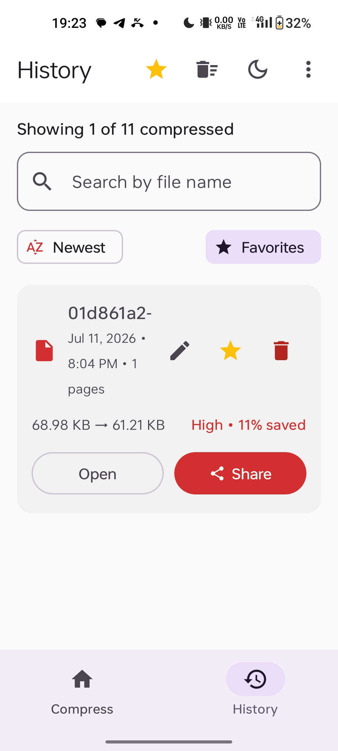 ZipPDF favorites view showing starred compressed files